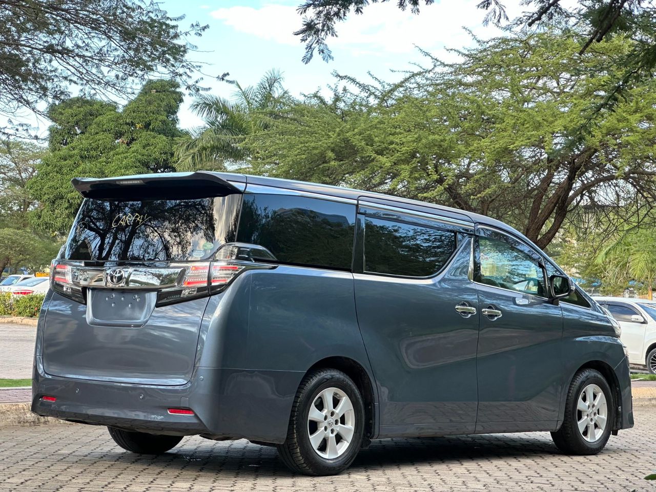 VELLFIRE thumbnail 6